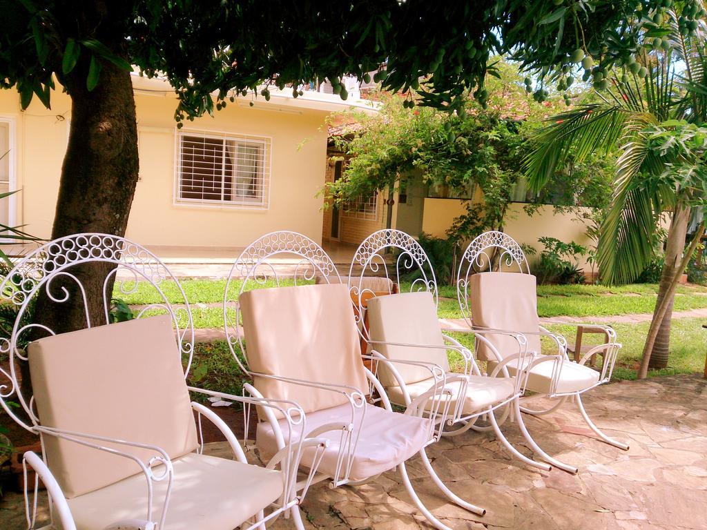 Posada Shalom Asuncion Ngoại thất bức ảnh